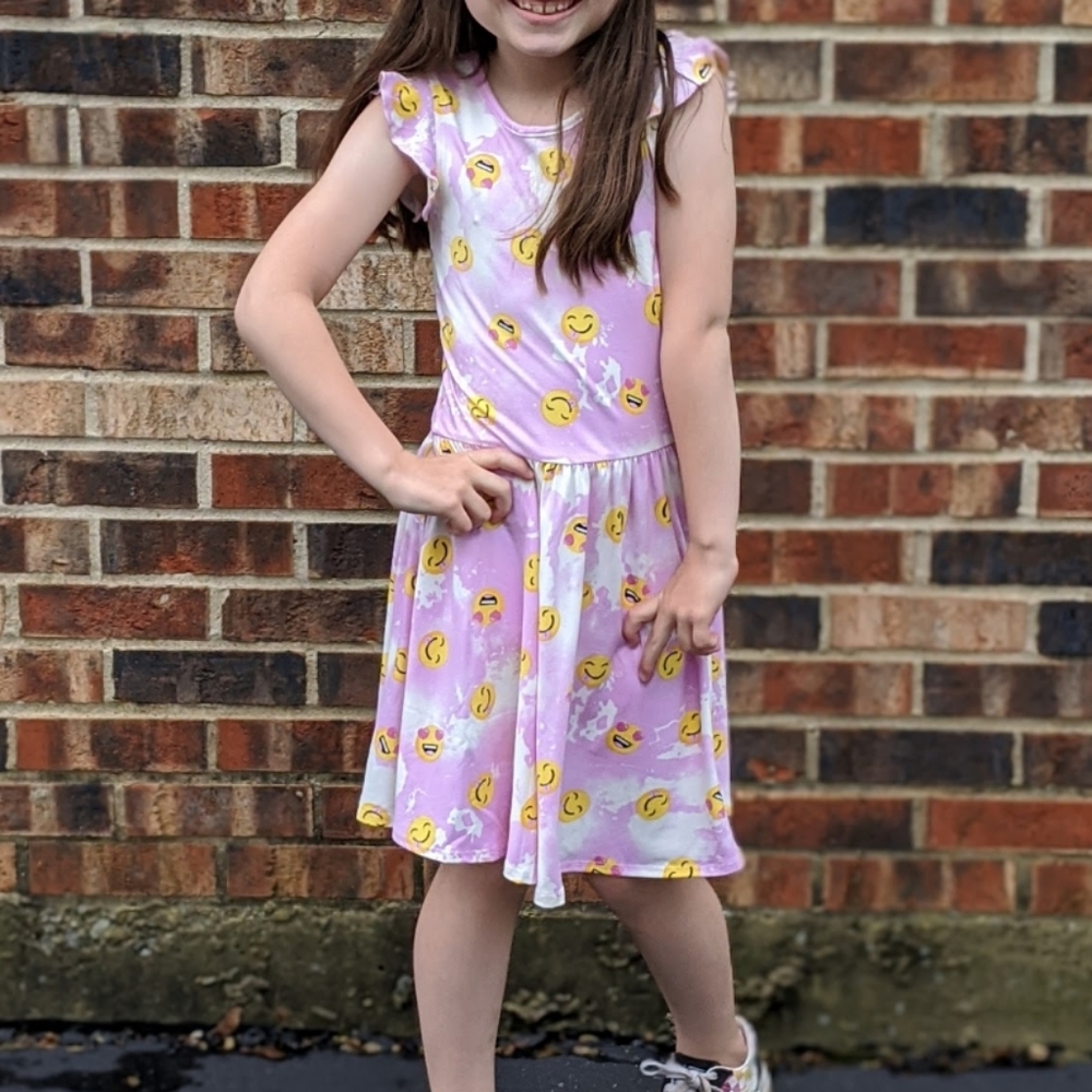 NWT PixieLane emoji girls dress